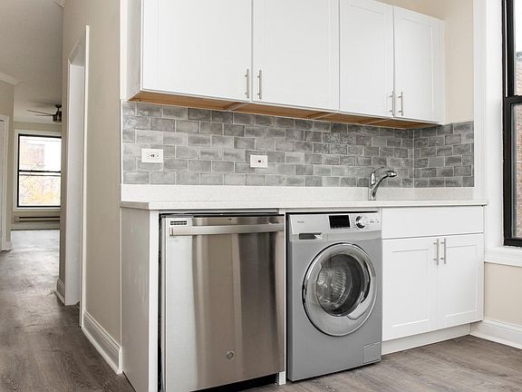 4th image of 2909 N Mildred Ave #3