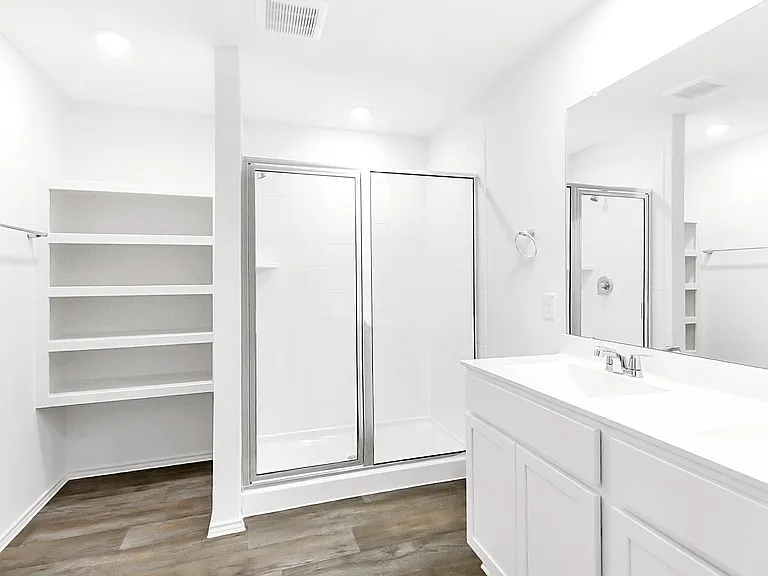 3710 Turnpike Dr — Photo 13