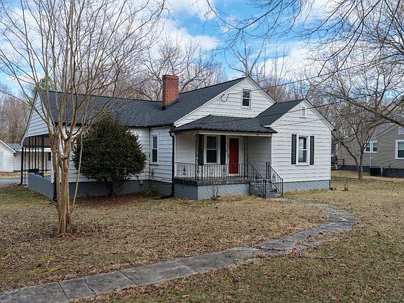 2nd image of 108 Parkway Dr