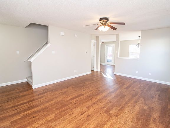4th image of 19193 Tradewinds Dr