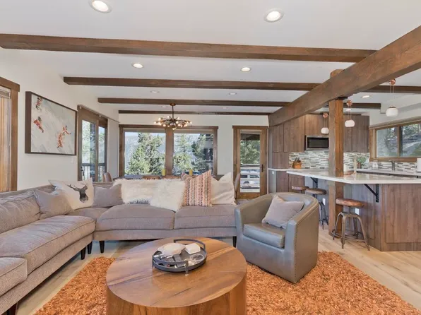 670 John Muir Rd #1, Mammoth Lakes, CA 93546