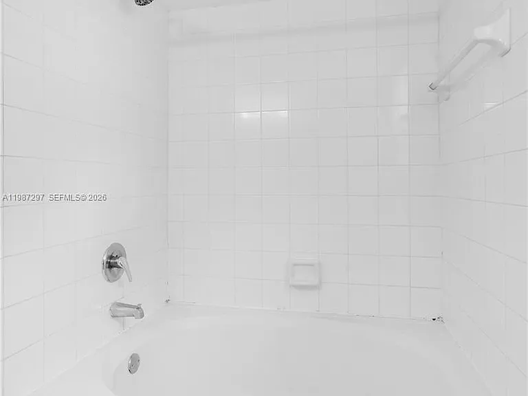 11185 SW 6th St #301 — Photo 27