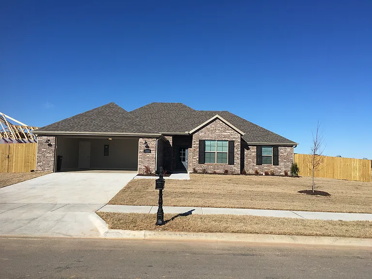 5858 W Luna St — Photo 44