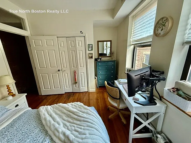 492 Commercial St #2 — Photo 15