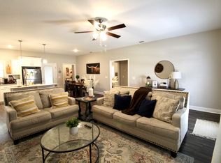 83 Stockyard Rd, Statesboro, GA 30458