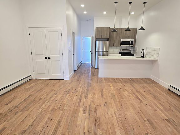3rd image of 224 Old Bergen Rd #1