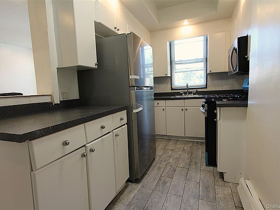 5th image of 66-32 74th Street