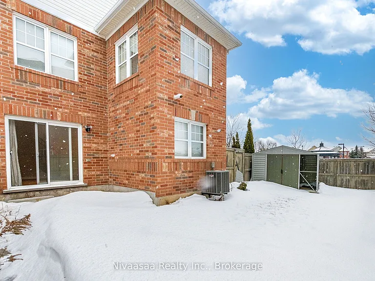 18 Betterton Cres — Photo 40