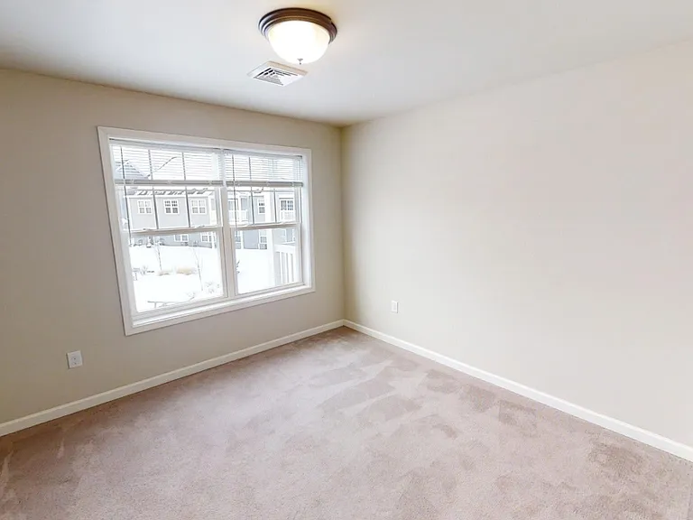 Glen Esk Apartments — Photo 42