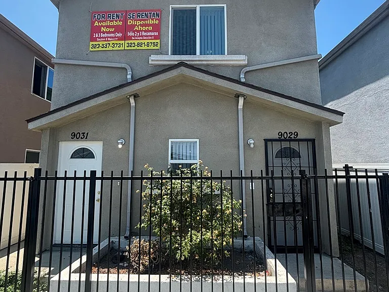 9029 S Avalon Blvd — Photo 1