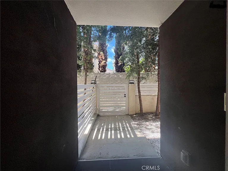 13804 Cordary Ave — Photo 21
