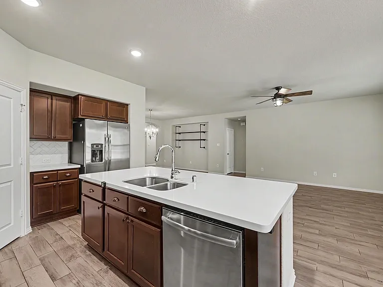 185 Emory Birch Dr — Photo 13