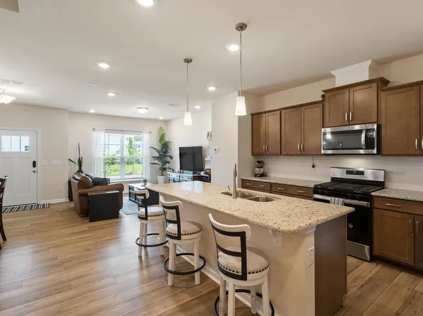 728 Silo Park Dr, Wake Forest, NC 27587