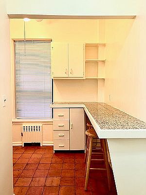 3rd image of 140 Claremont Ave APT 2J