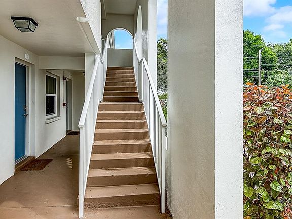 3rd image of 1975 W Bay Dr APT 314