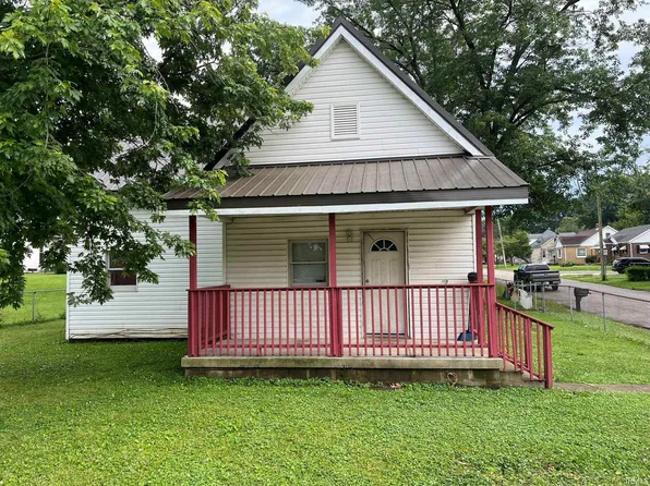 806 NW 1st St, Washington, IN 47501