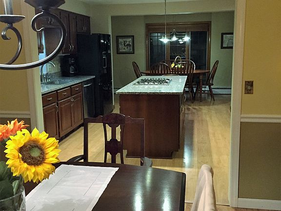 dining, kitchen & eat in