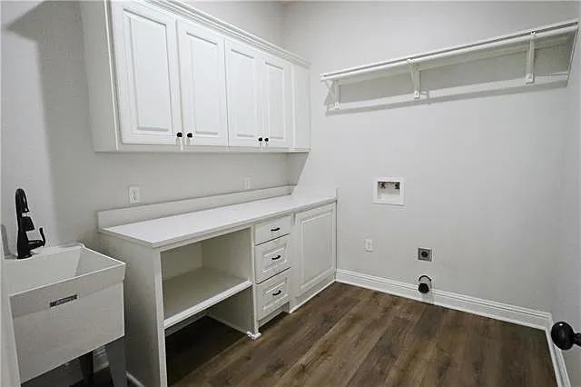 4 bed, 2.0 bath, 3025 sqft, $2,750 — Photo 4