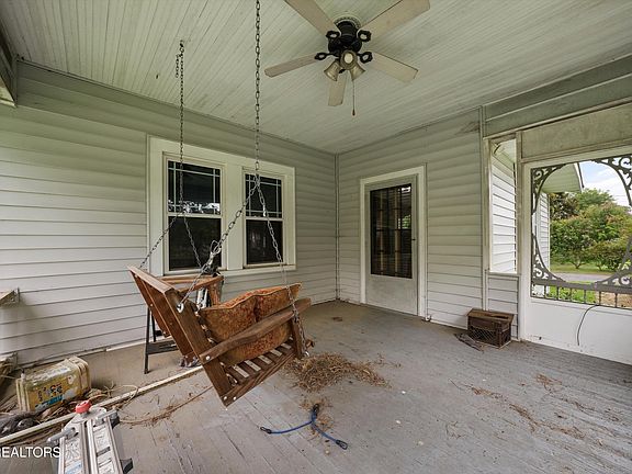 5th image of 718 N Kingston Ave