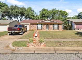 2517 Meadow Lark, Irving, TX 75060