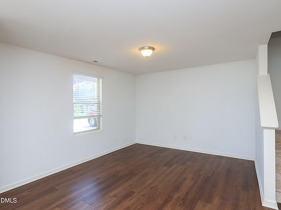 4th image of 504 Hobkirks Pl