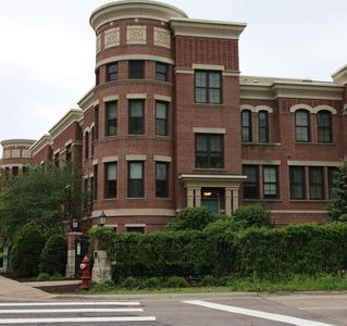 501 S 10th St, Minneapolis, MN, 55404