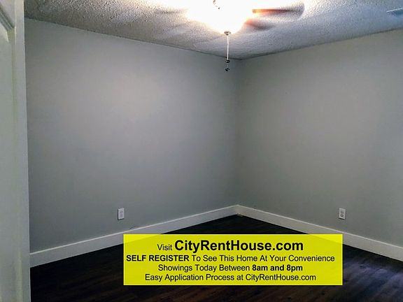 2nd image of 2137 Valley Oaks Dr SE