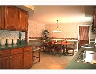 4th image of 4054 Bel Harbor Dr