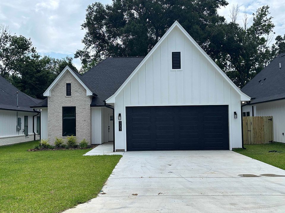 1st image of 2407 Avenue G