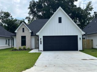 2407 Avenue G, Nederland, TX 77627