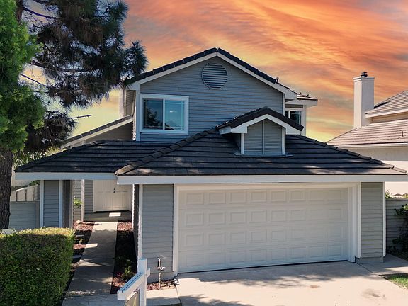 2nd image of 4417 Summerglen Ct