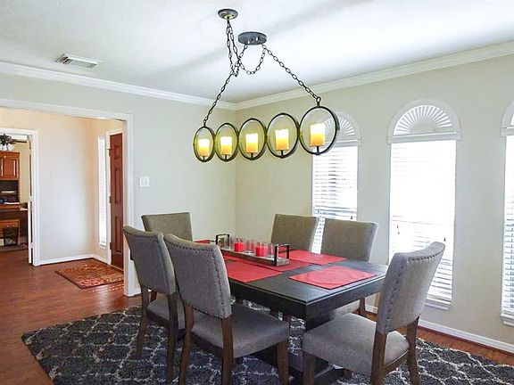 5th image of 408 Claremont Crossing Dr