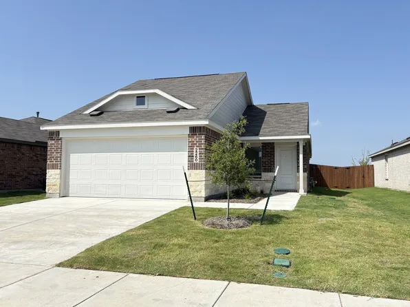 2260 Neyland Dr, Ennis, TX 75119