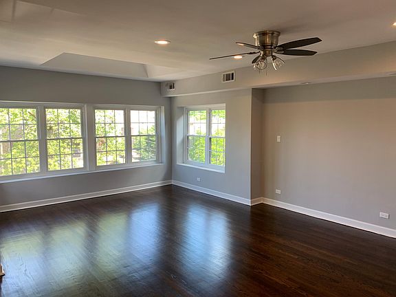 5th image of 2618 N Mozart St APT 3