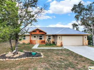 1157 Marlys Ave, Canyon Lake, TX 78133