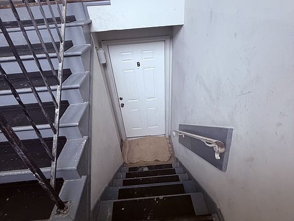 2nd image of 780 Moon Rd #1