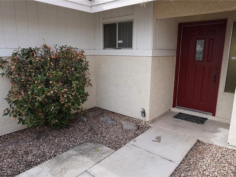 8328 Del Rey Ave — Photo 3