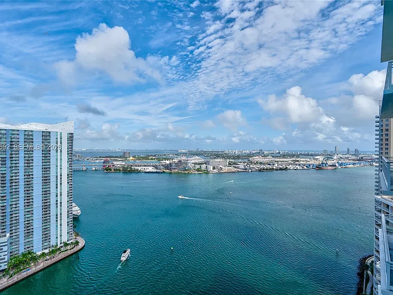 900 Brickell Key Blvd #3002 — Photo 2