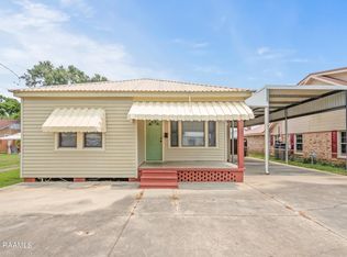 715 Robert St, Breaux Bridge, LA 70517