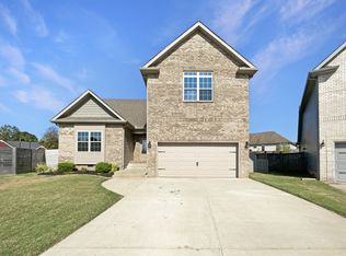 157 Gabriella Ct, Pleasant View, TN 37146