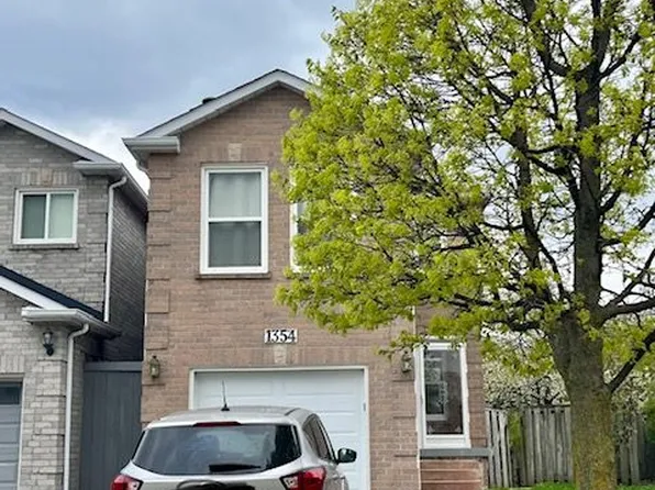1354 Hazel McCleary Dr, Oakville, ON L6J 7A8