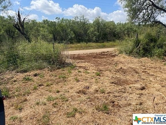 4th image of 701 County Road 106
