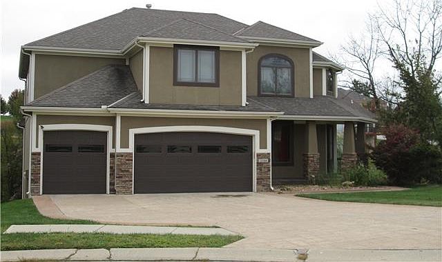 1st image of 2204 SE Pine Gate Cir