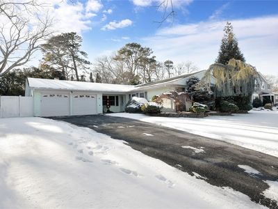 12 Westbrook Road, Coram, NY, 11727