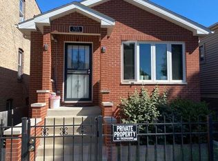 926 W 34th Pl, Chicago, IL 60608