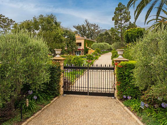 3rd image of 1130 Garden Ln
