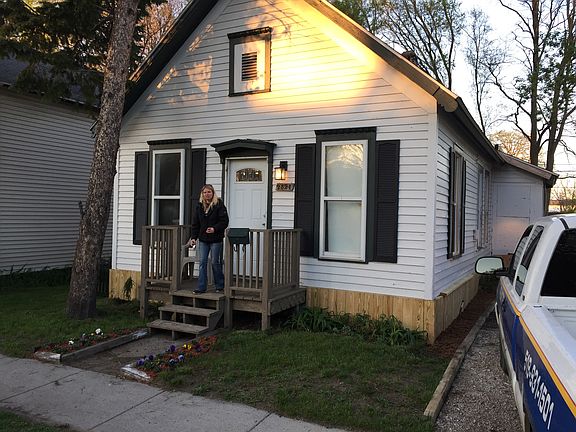 5th image of 2524 Armour St