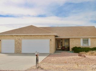 487 S Hahns Peak Ave, Pueblo West, CO 81007