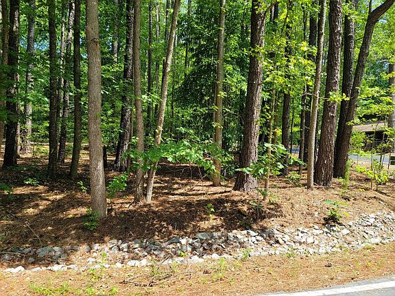 3rd image of 5123 Cardinal Cir #5123