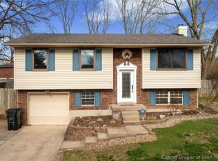 4612 Slone Dr, Jeffersonville, IN 47130